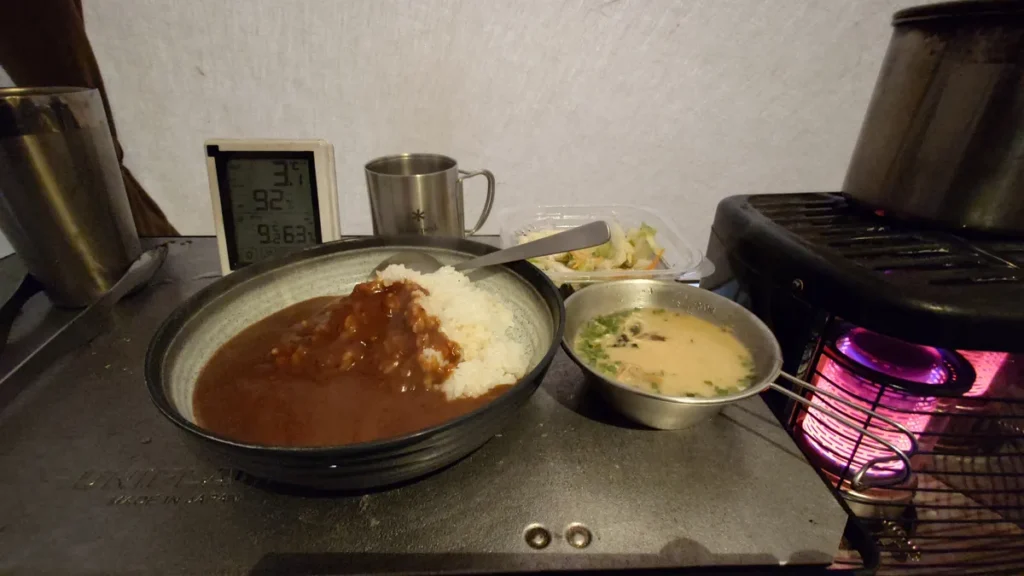 朝カレーと味噌汁