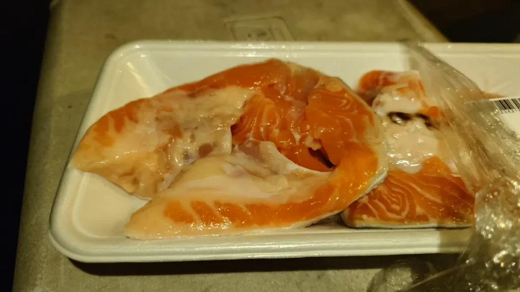 トラウトサーモンのカマ