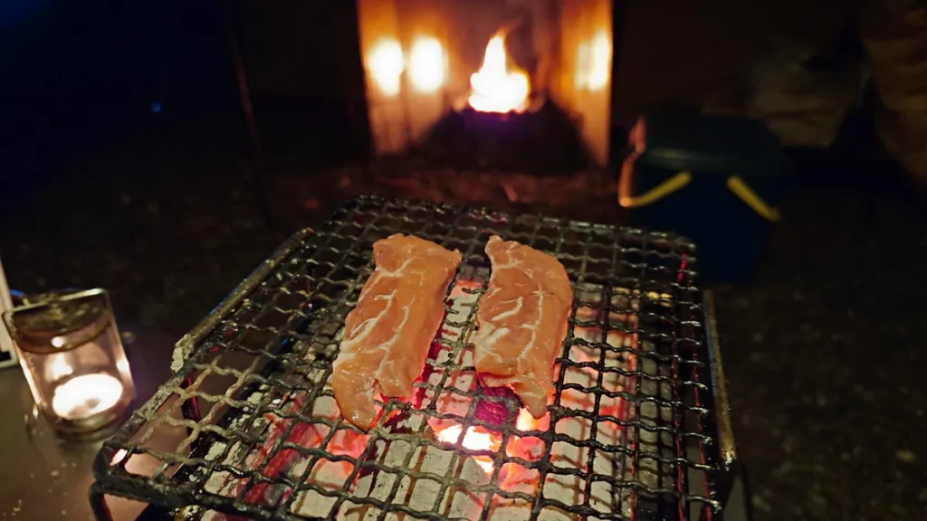 豚カシラの炭火焼