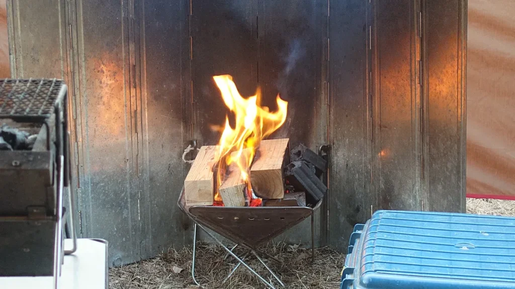 焚火でオガ炭の着火