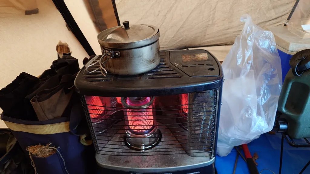 石油ストーブで鍋の調理