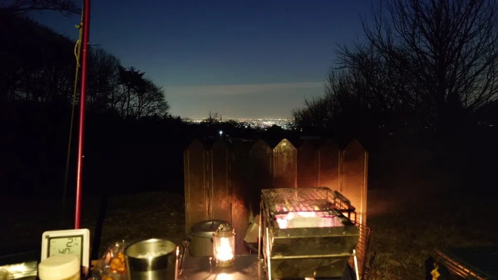 オートキャンプ場ナイトぶーあかぎ林間サイト夜景を見ながら