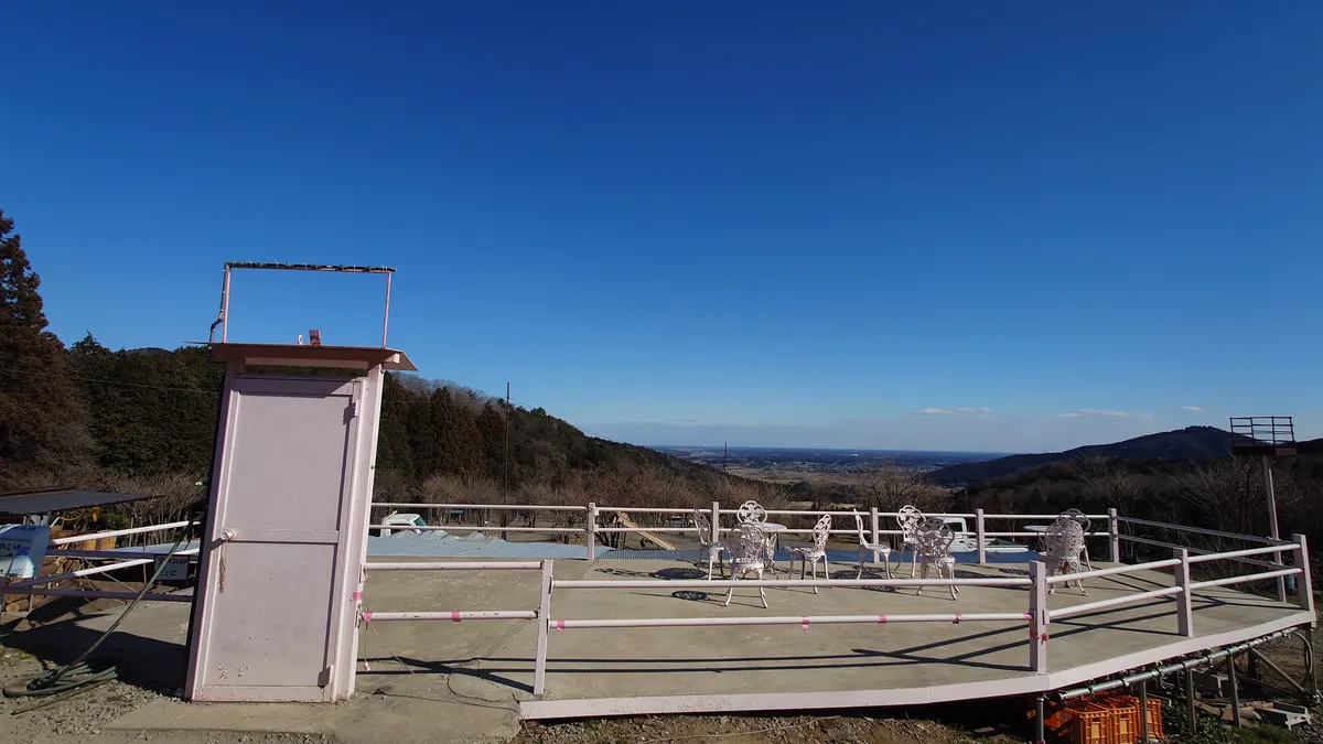 にこにこキャンプどこでもドア？