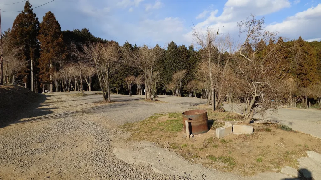 にこにこキャンプ下段サイト