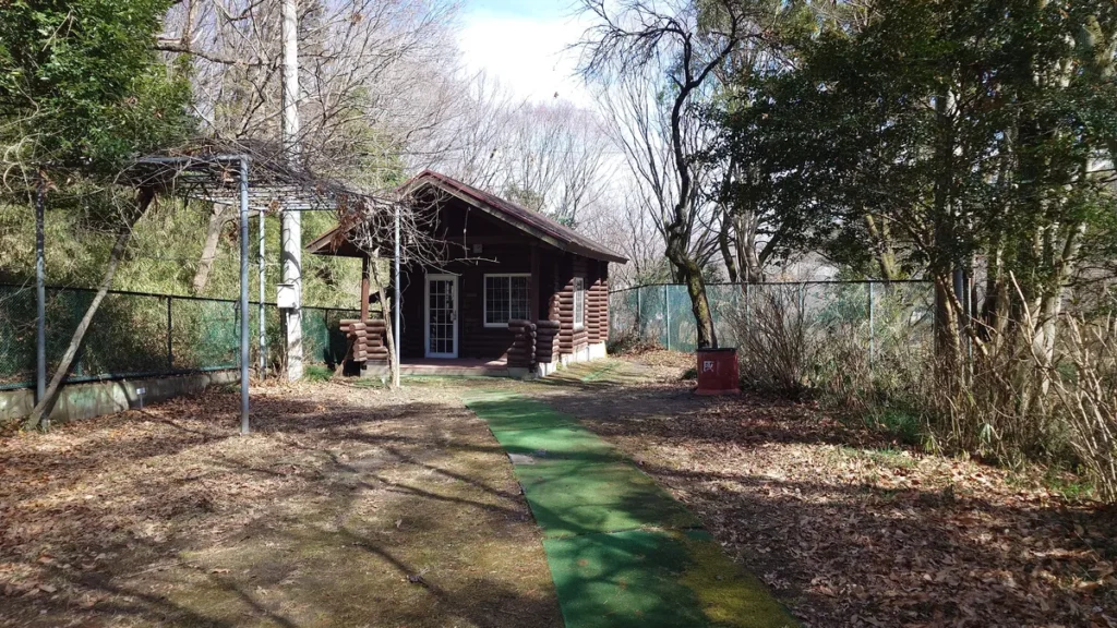 サンランド栃木オートキャンプ場ソロエリアサニタリー棟