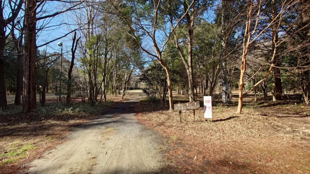 サンランド栃木オートキャンプ場ファミリーエリア方面