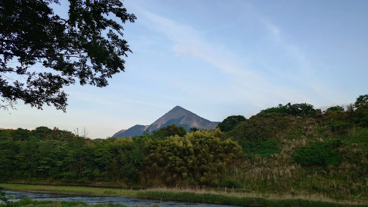 ともえ川Parkからの武甲山
