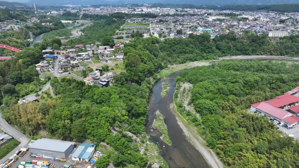 ともえ川Park付近の荒川