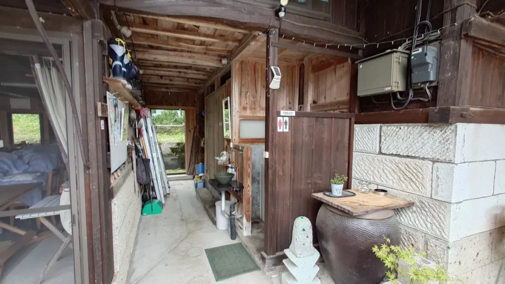 西郷の里キャンプ場トイレ